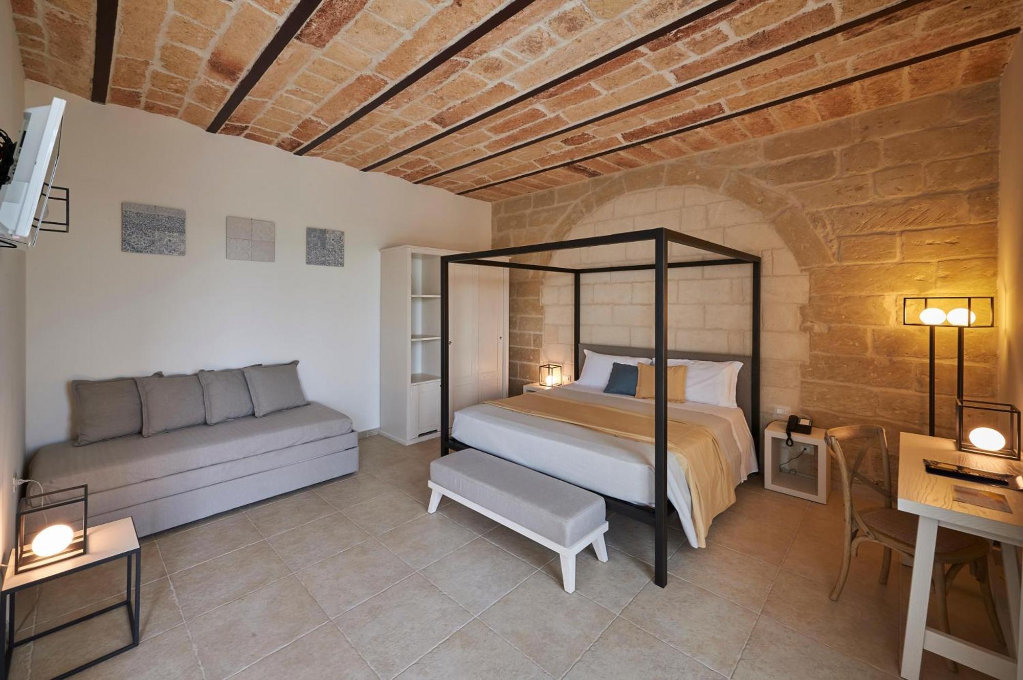Relais Masseria Le Cesine - Cdshotels แวร์โนเล ภายนอก รูปภาพ